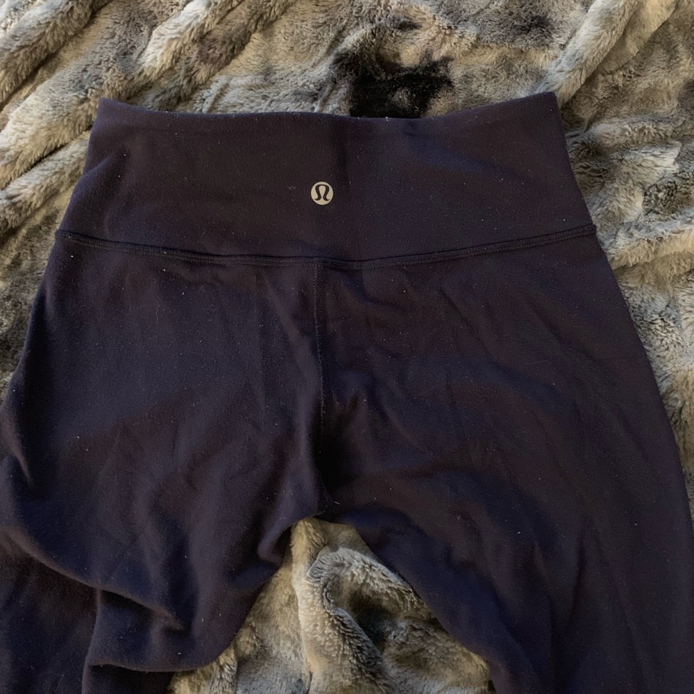 well loved lululemon leggings